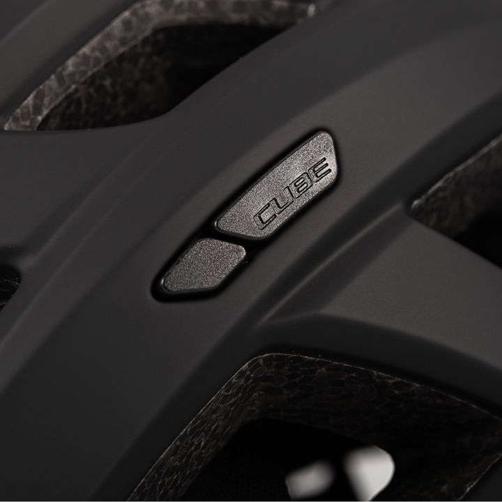 CASCO CUBE ROAD RACE BLACK