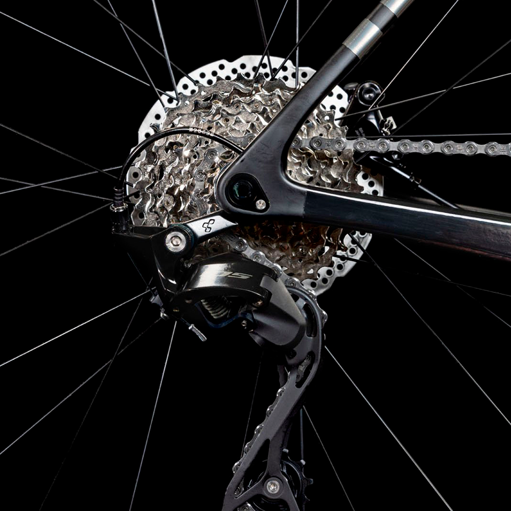 BICICLETA ruta Cube Attain C:62 Race blackline