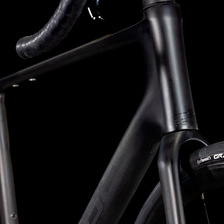 BICICLETA ruta Cube Attain C:62 Race blackline