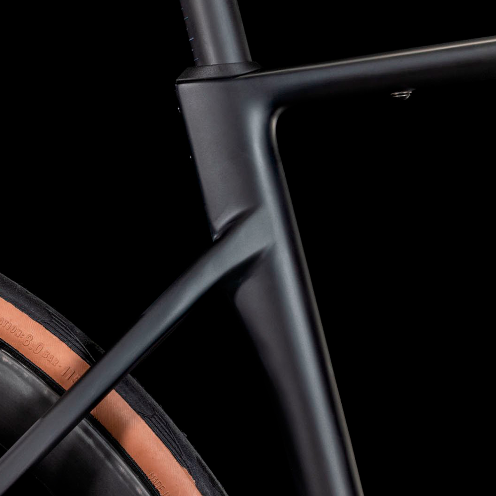 BICICLETA ruta Cube Attain C:62 SLT carbon´n´rainbow