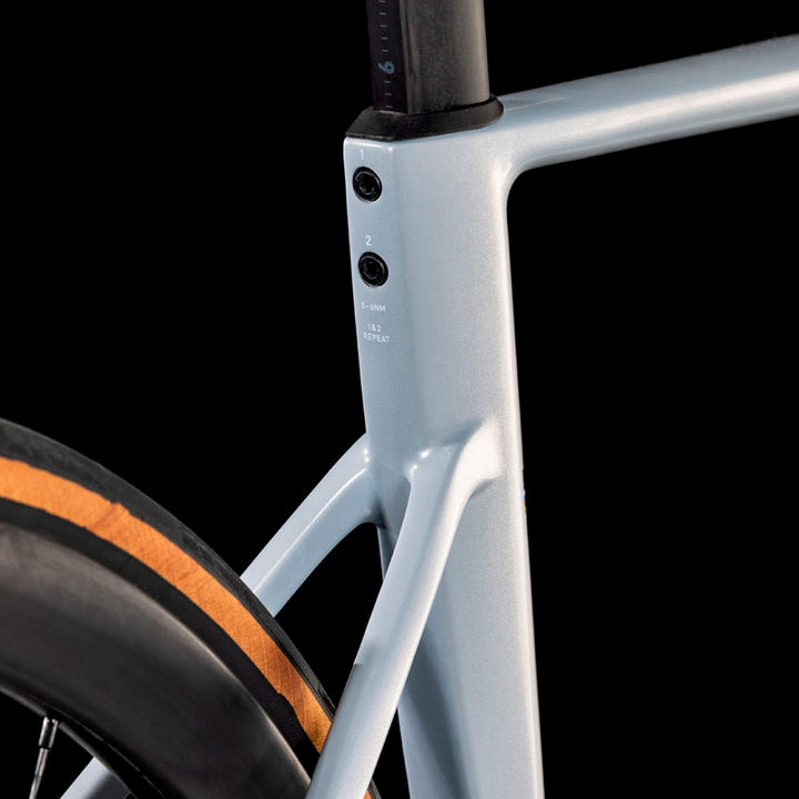 BICICLETA Ruta Cube Litening AIR C:68X Pro foggrey´n´white