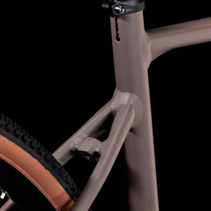 BICICLETA GRAVEL CUBE NUROAD ONE CEDAR´N´BLACK