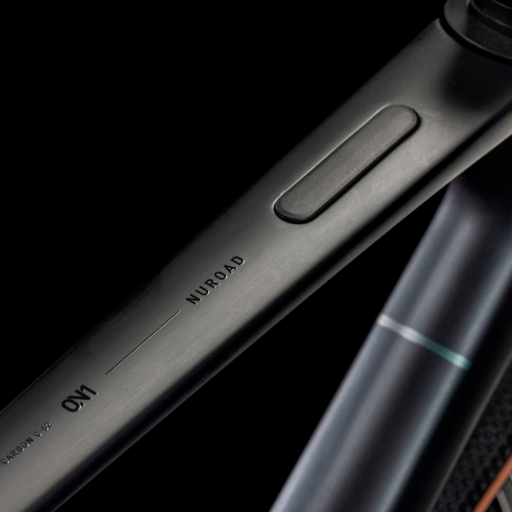 BICICLETA gravel CUBE NUROAD C:62  ONE carbon´n´glossy