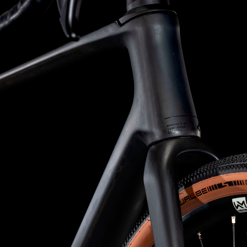 BICICLETA gravel CUBE NUROAD C:62  ONE carbon´n´glossy