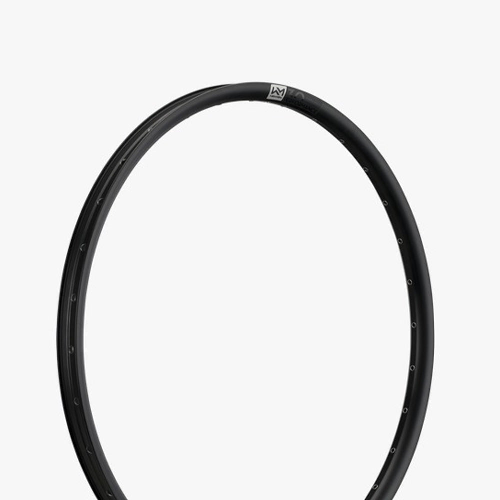 ARO NEWMEN PERFORMANCE 30 27.5" 28h BLACK