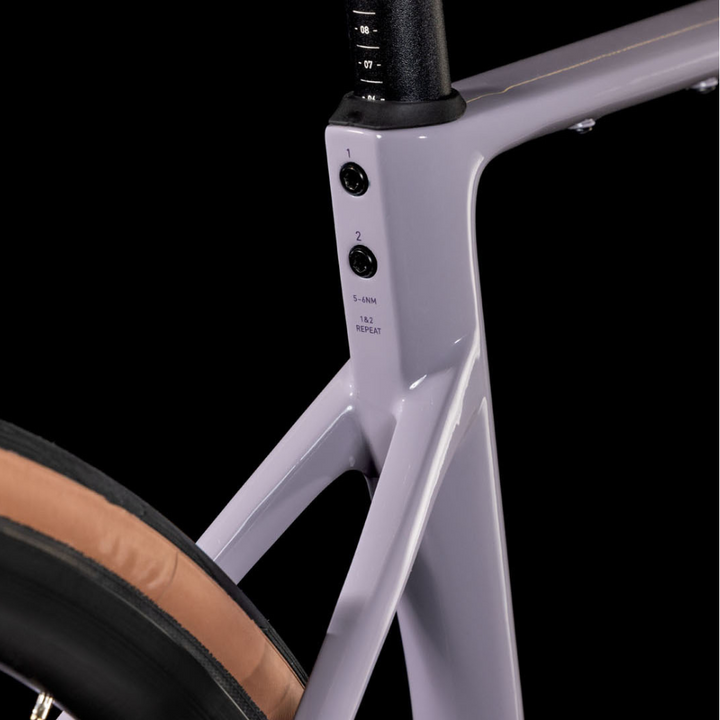 Bicicleta Ruta Cube Attain C:62 Race plumgrey´n´brink