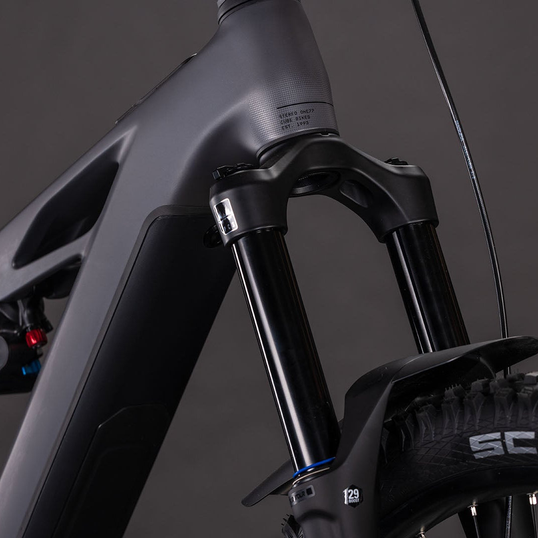 BICICLETA CUBE STEREO HYBRID ONE77 HPC RACE 800 IRONGREY´N´BLACK (PREVENTA)