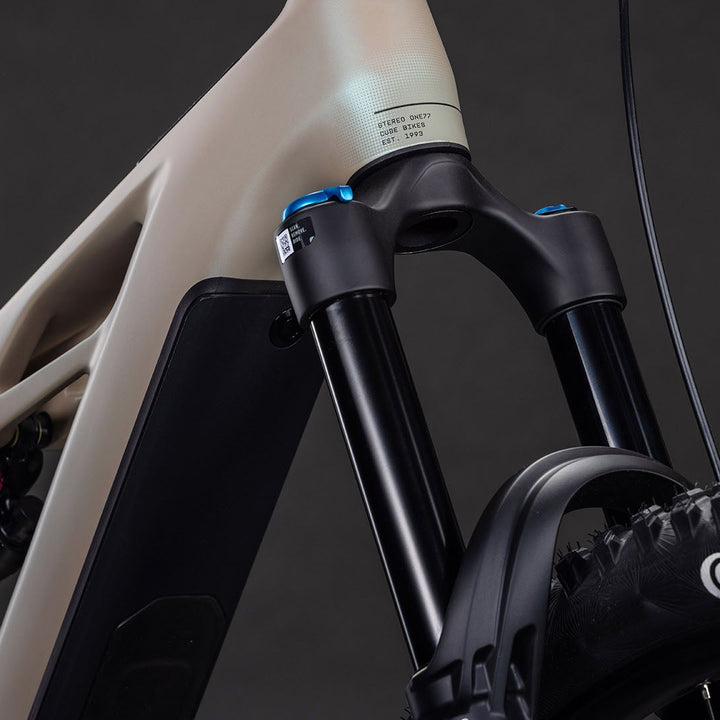 BICICLETA CUBE STEREO HYBRID ONE77 HPC SLX 800 GLINTSAND´N BLACK (Preventa)