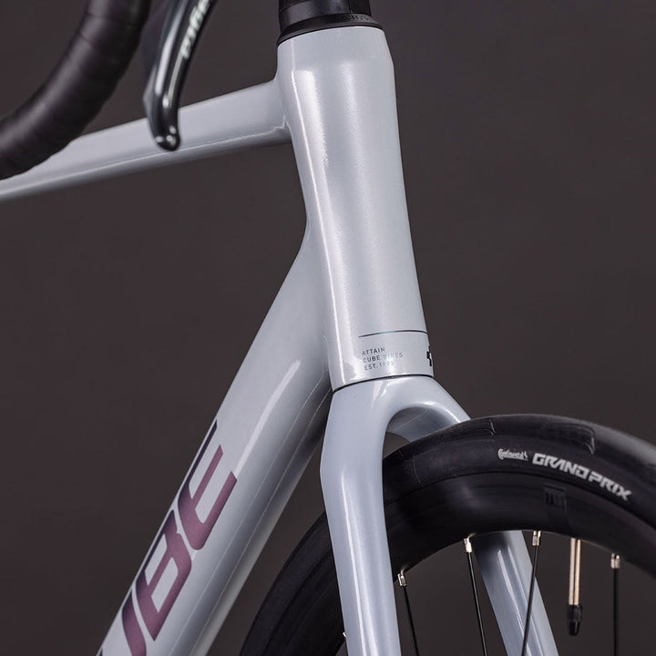 BICICLETA CUBE ATTAIN RACE FOGGREY´N´SHIFT