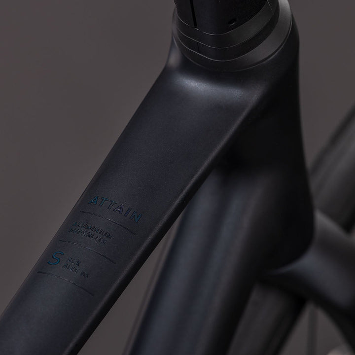 BICICLETA CUBE ATTAIN SLX COAL´N´PRISM (Preventa)