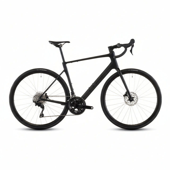 Bicicleta Ruta CUBE ATTAIN C:62 RACE BLACKLINE