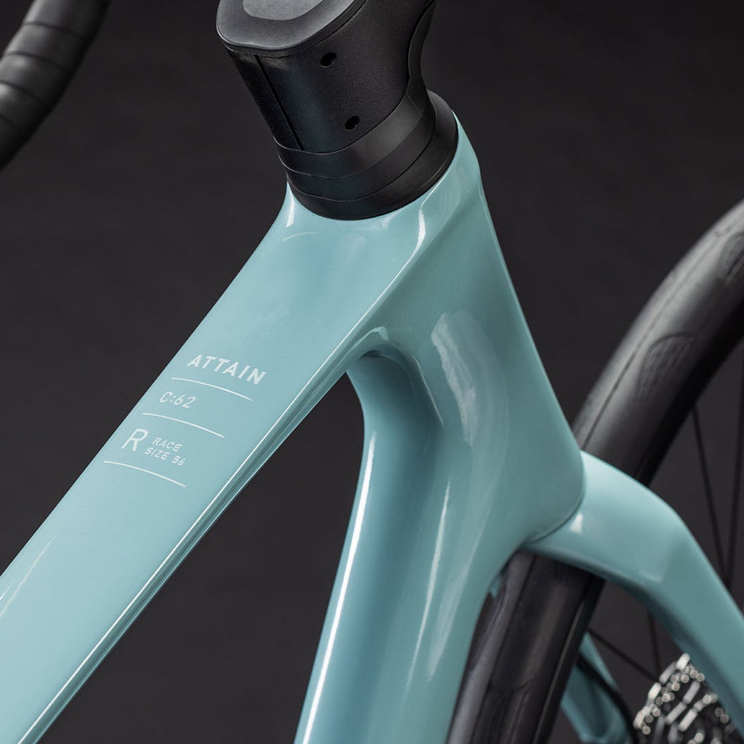 Bicicleta Ruta CUBE ATTAIN C:62 RACE SKYLIGHTBLUE´N´CYAN