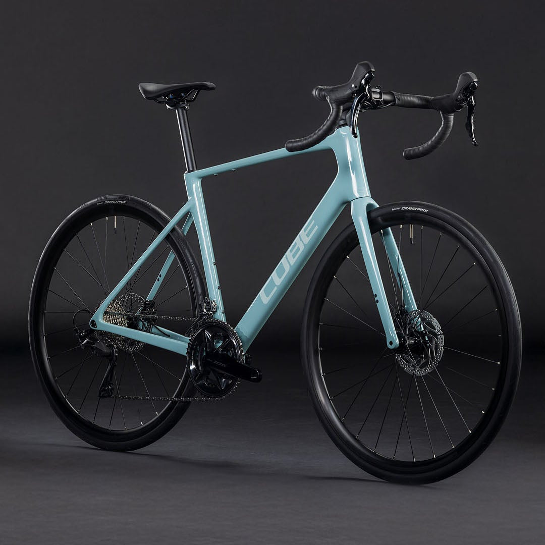 Bicicleta Ruta CUBE ATTAIN C:62 RACE SKYLIGHTBLUE´N´CYAN