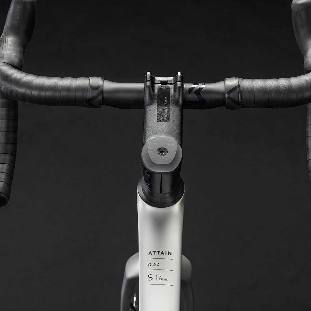 BICICLETA CUBE CUBE ATTAIN C:62 SLX SLEEKGREY´N´PRISM (PREVENTA)