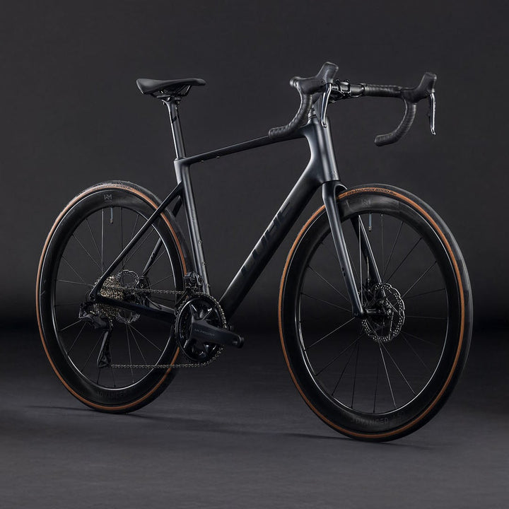 BICICLETA ruta CUBE ATTAIN C:62 SLT CARBON´N´COALCHROME (PREVENTA)