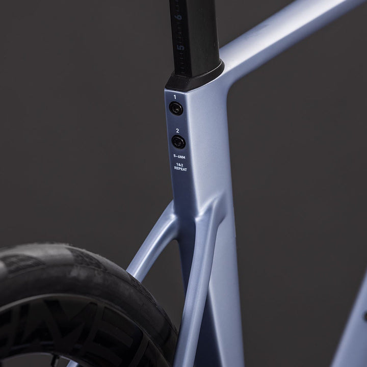 BICICLETA Ruta CUBE LITENING AIR C:68X PRO SKYSCRAPER´N´WHITE  (PREVENTA)