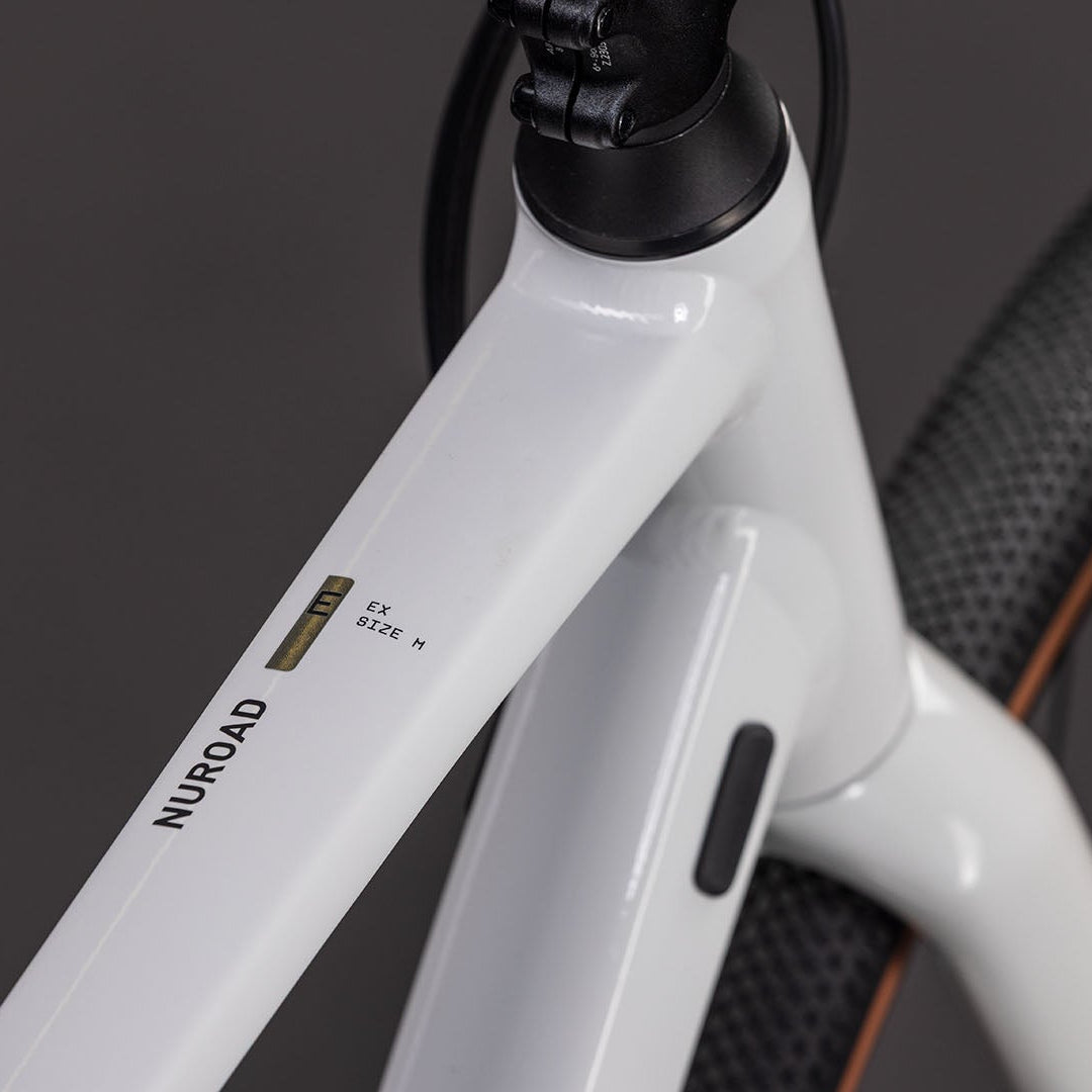 BICICLETA GRAVEL  CUBE NUROAD EX COTTON´N´GREY