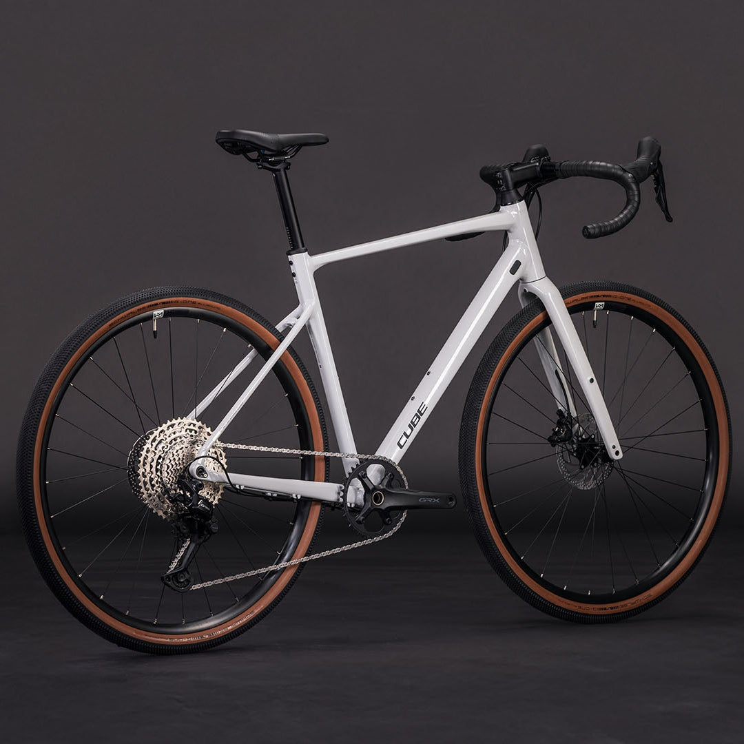 BICICLETA GRAVEL  CUBE NUROAD EX COTTON´N´GREY
