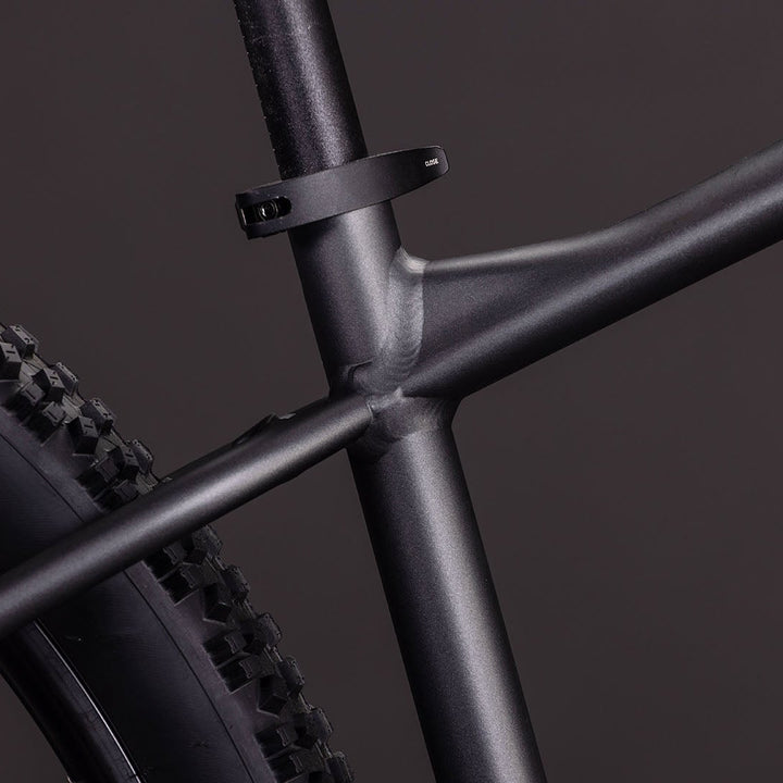 BICICLETA CUBE AIM PRO SLATEBLACK´N´BLACK (PREVENTA)