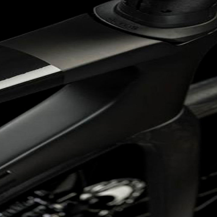 BICICLETA CUBE AGREE C:62 RACE CARBON´N´BLACK